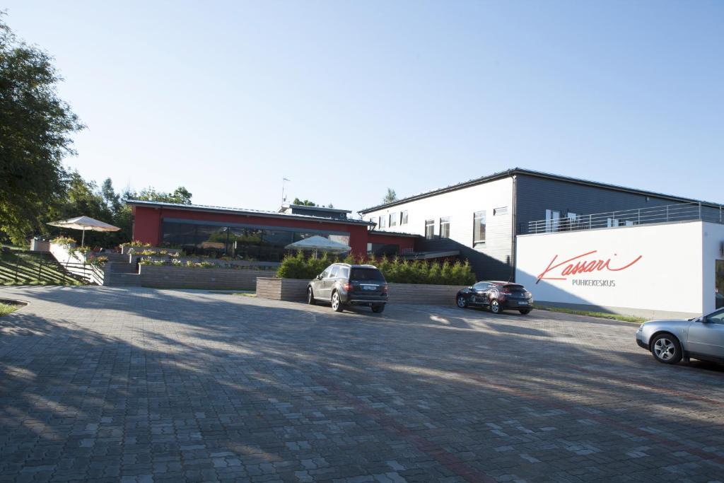 Kassari Puhkekeskus Hotell Käina Exteriör bild