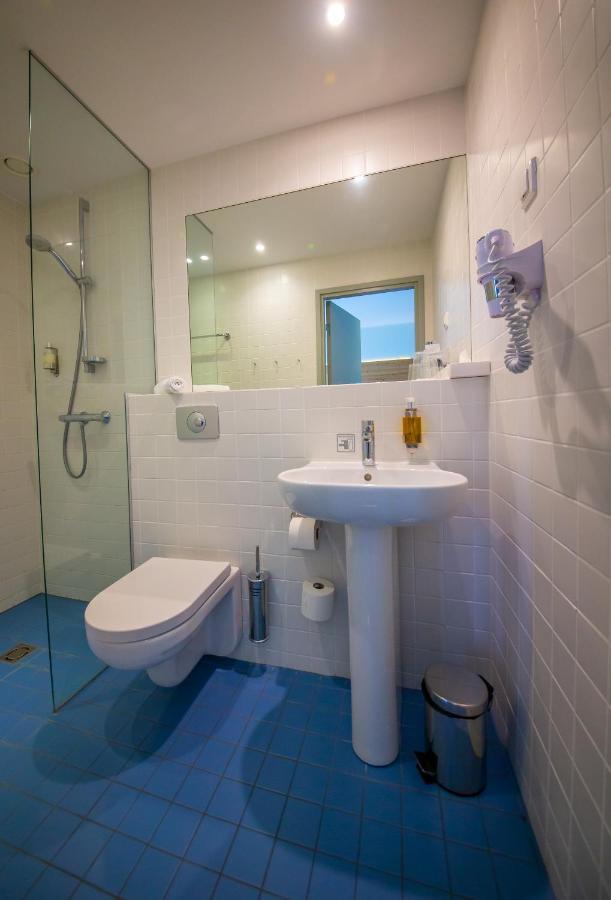Kassari Puhkekeskus Hotell Käina Exteriör bild