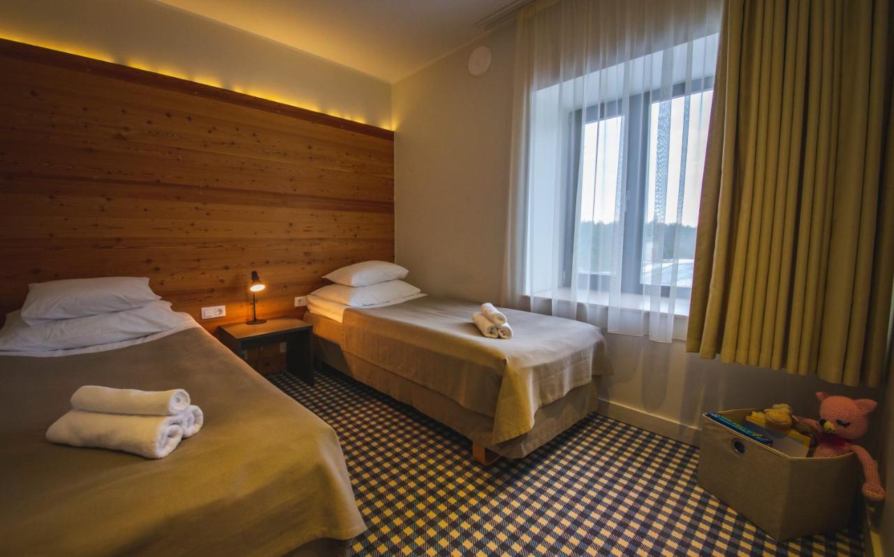 Kassari Puhkekeskus Hotell Käina Exteriör bild